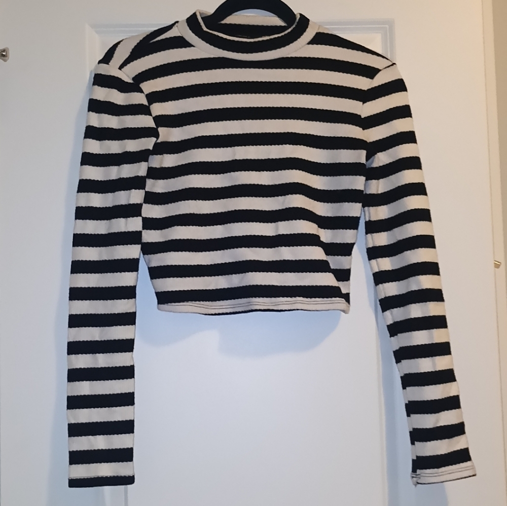 Forever 21 S Striped Cropped Sweater